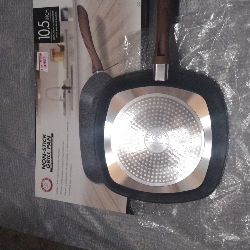 Non Stick Grill Pan - Picture 2 of 2